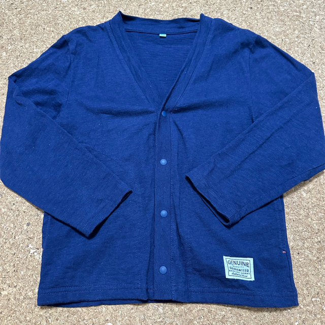 紺色カーディガン☆110㎝ キッズ/ベビー/マタニティのキッズ服男の子用(90cm~)(カーディガン)の商品写真