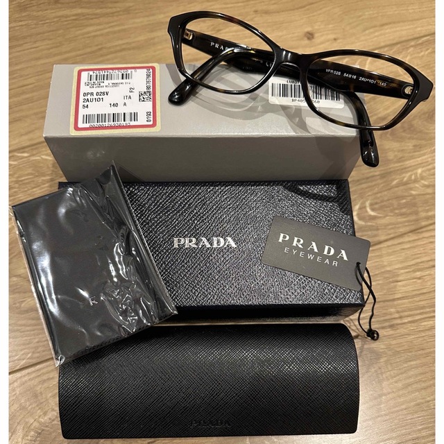 PRADA(プラダ)の【PRADA】メガネ レディースのファッション小物(サングラス/メガネ)の商品写真