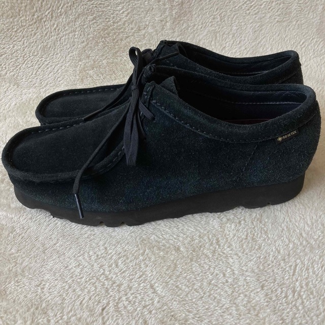 ☆クラークス☆ワラビー☆ゴアテックス☆vibramソール☆黒☆スエード