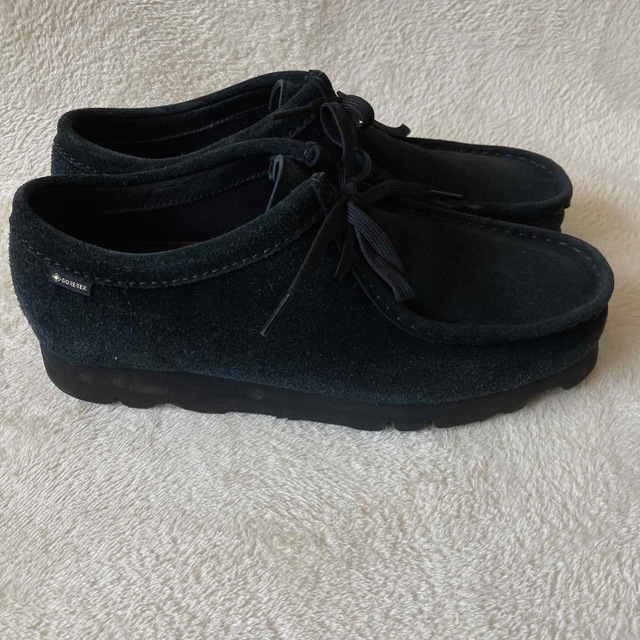 ☆クラークス☆ワラビー☆ゴアテックス☆vibramソール☆黒☆スエード