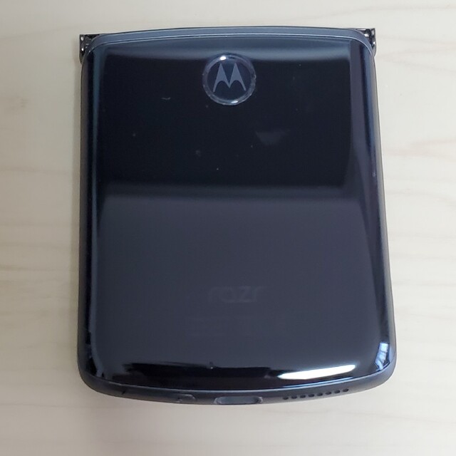 SoftBank Motorola razr 5G 256GB ケース付き