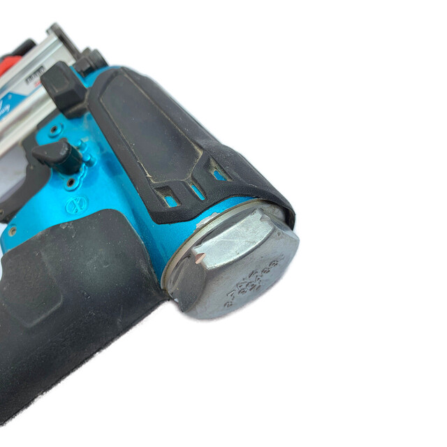 ♭♭MAKITA マキタ 4mm高圧エアタッカ 本体のみ AT425HE ブルー ♭♭MAKITA マキタ 4mm高圧エアタッカ 本体のみ AT425HE ブルー