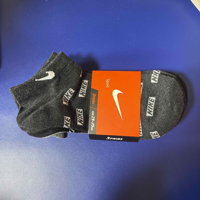 NIKE(ナイキ)のNIKE靴下3足セット レディースのレッグウェア(ソックス)の商品写真