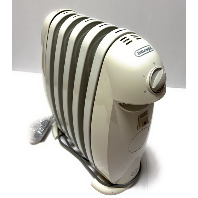デロンギ オイルラジエターヒーター 小型【1~3畳用】TRN0505JS