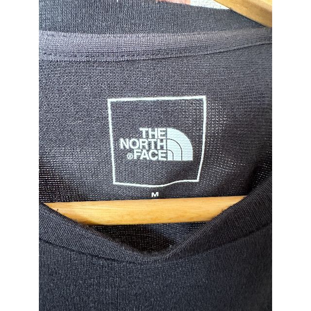 THE NORTH FACE(ザノースフェイス)のノースフェイス オルタイムウォームクルー メンズ M 黒 NT62205 メンズのトップス(Tシャツ/カットソー(七分/長袖))の商品写真