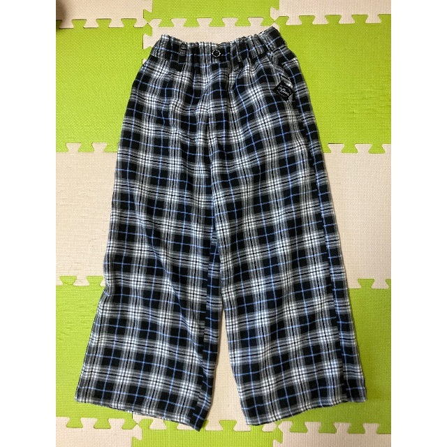 160サイズ　チェック柄　パンツ　長ズボン　女の子向け キッズ/ベビー/マタニティのキッズ服女の子用(90cm~)(パンツ/スパッツ)の商品写真