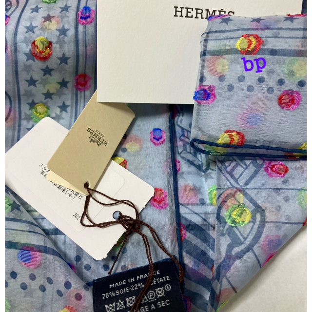 Hermes(エルメス)の【新品・未使用】エルメスカレ60 ジグザグのサングル レインボードット レディースのファッション小物(バンダナ/スカーフ)の商品写真