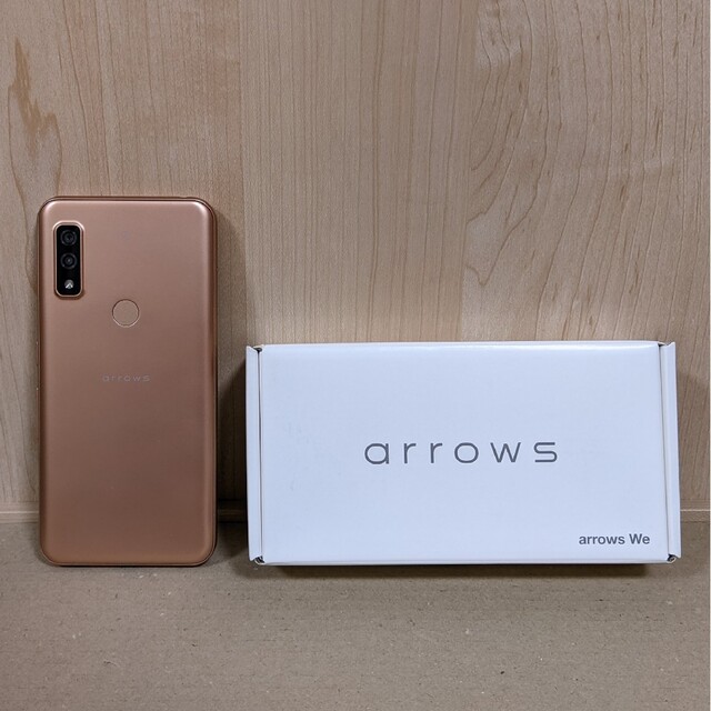 au版 arrows We FCG01 ローズゴールド 訳ありケース・フィルム付Androidスマートフォン