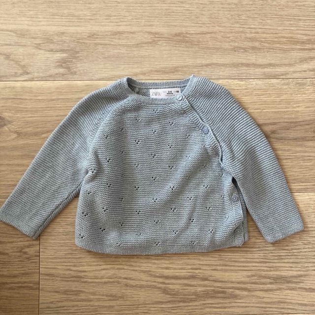 ZARA KIDS(ザラキッズ)のZARA ベビーニット キッズ/ベビー/マタニティのベビー服(~85cm)(ニット/セーター)の商品写真