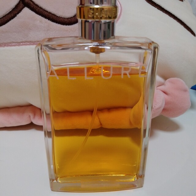 CHANEL(シャネル)のCHANEL　アリュール100ml コスメ/美容の香水(香水(女性用))の商品写真