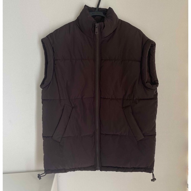 H&M(エイチアンドエム)のパデットベスト レディースのジャケット/アウター(ダウンベスト)の商品写真