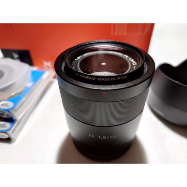 SONY(ソニー)のSonnar T* FE 55mm F1. 8 ZA スマホ/家電/カメラのカメラ(レンズ(単焦点))の商品写真