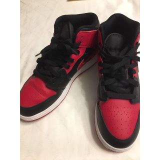 ジョーダン(Jordan Brand（NIKE）)のNIKE AIR JORDAN 1 MID (GS) 24cm(バスケットボール)