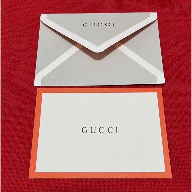 Gucci(グッチ)の新品.正規】GUCCI グッチ　メッセージカード　封筒セット ハンドメイドの文具/ステーショナリー(カード/レター/ラッピング)の商品写真