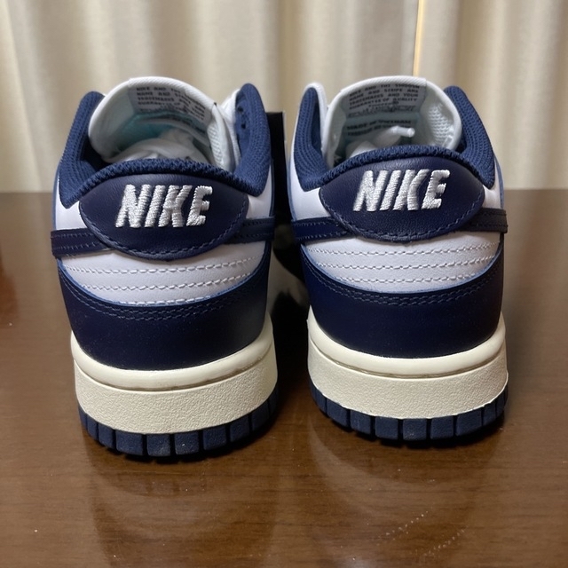 NIKE(ナイキ)のNike WMNS Dunk Low "Vintage Navy" 25.5cm レディースの靴/シューズ(スニーカー)の商品写真