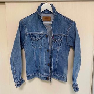 リーバイス(Levi's)のW7505-02-M  Levi's ディース ショート丈 かわいい 春夏(Gジャン/デニムジャケット)