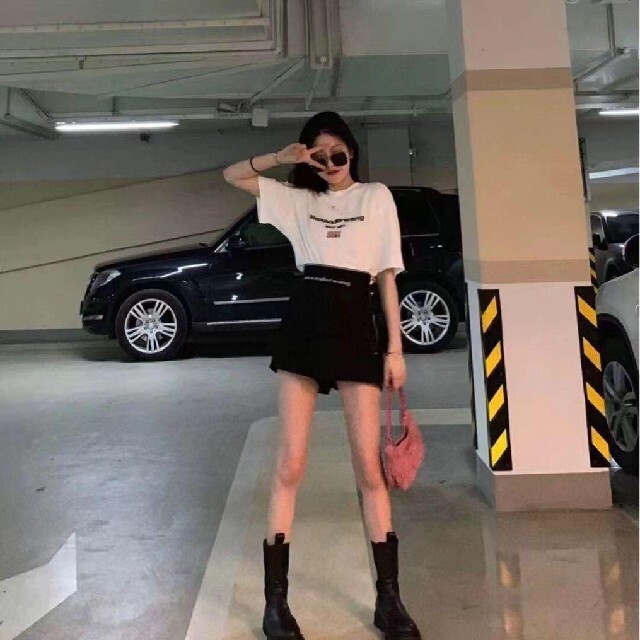 BLACKPINKリサ着用 Alexander Wang ショートパンツ 割引価格購入