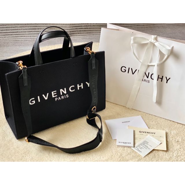 GIVENCHY トートバッグ