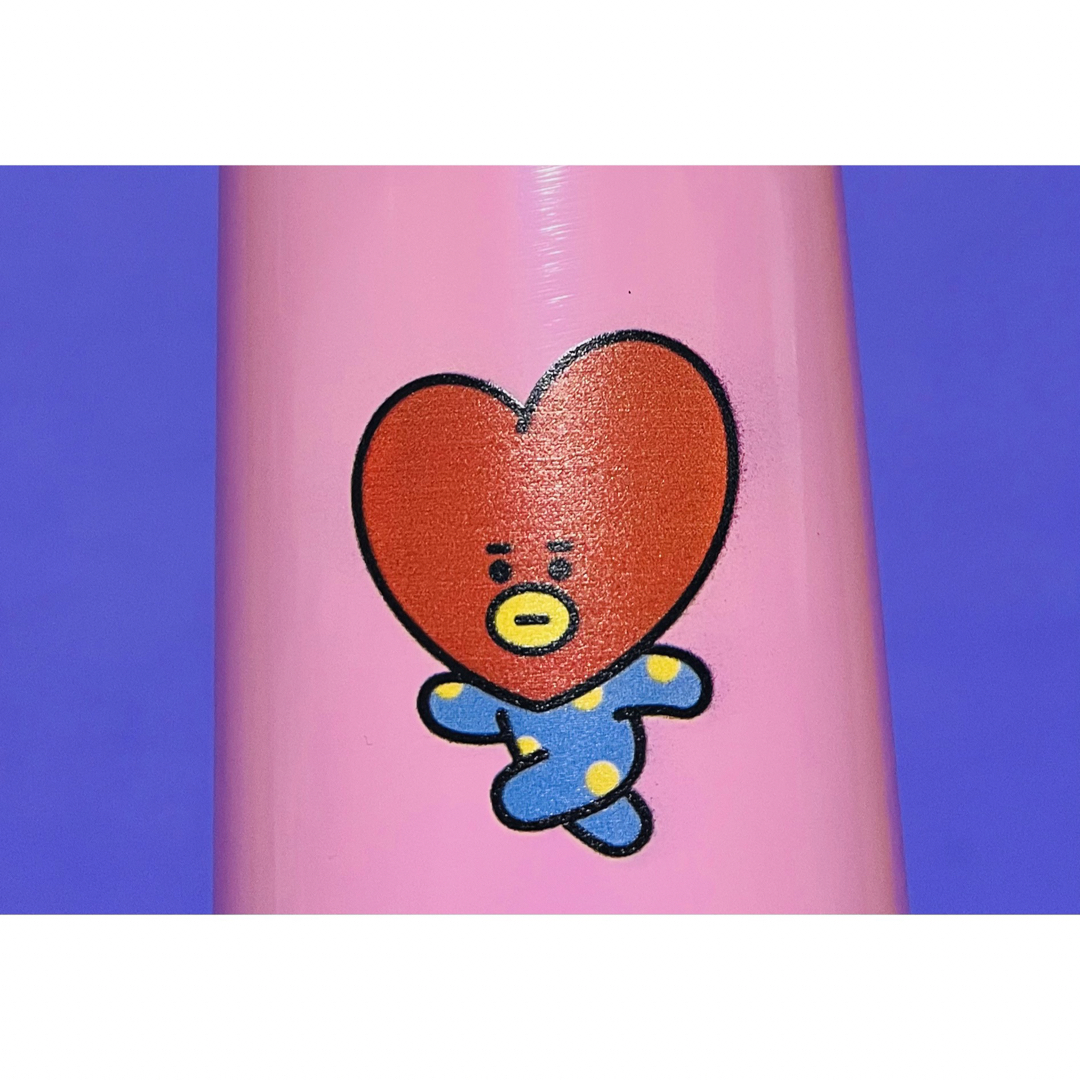 BT21(ビーティーイシビル)のBTS BT21 バンタン　TATA テテ　水筒　タンブラー　1個 インテリア/住まい/日用品のキッチン/食器(タンブラー)の商品写真