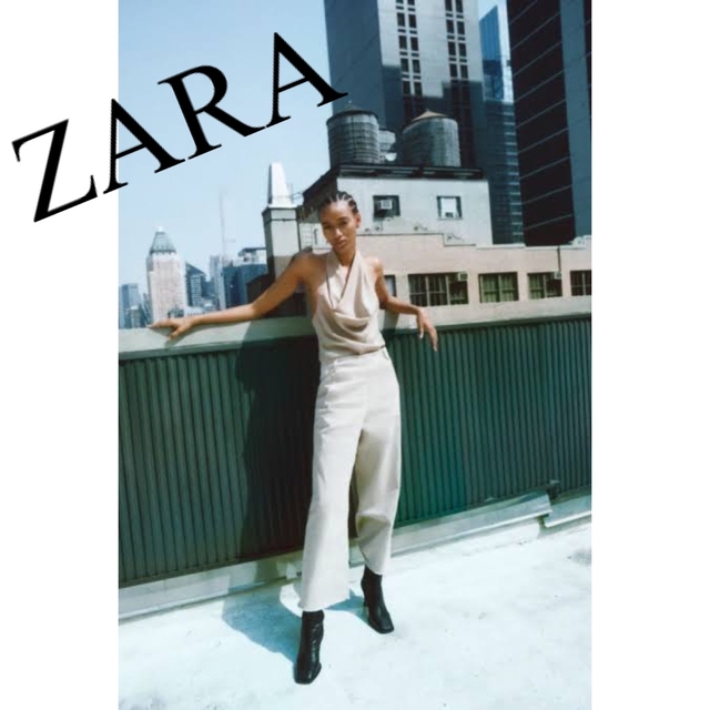 ZARA(ザラ)のZARA ザラ　パンツ　カジュアルパンツ　チノパンツ　ベージュ　ワイドパンツ レディースのパンツ(カジュアルパンツ)の商品写真