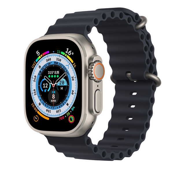 AppleWatch Ultra チタニウムケースとミッドナイトオーシャンバンド