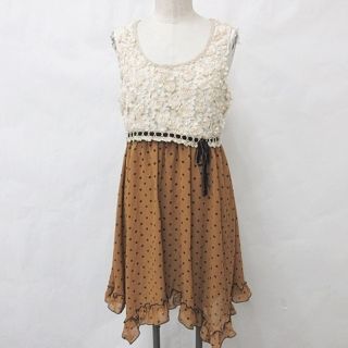 アクシーズファム(axes femme)のアクシーズファム ワンピース ノースリーブ ミニ丈 異素材切替 ベージュ 茶 M(ミニワンピース)