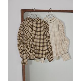 トゥデイフル(TODAYFUL)の【即完売品】TODAYFUL オープンショルダージャガードブラウス(シャツ/ブラウス(長袖/七分))