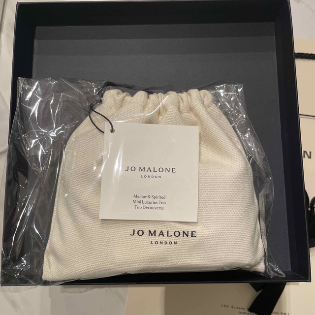 Jo Malone(ジョーマローン)の【新品未使用】ジョーマローン　ミニラグジュアリートリオ コスメ/美容のボディケア(ボディクリーム)の商品写真