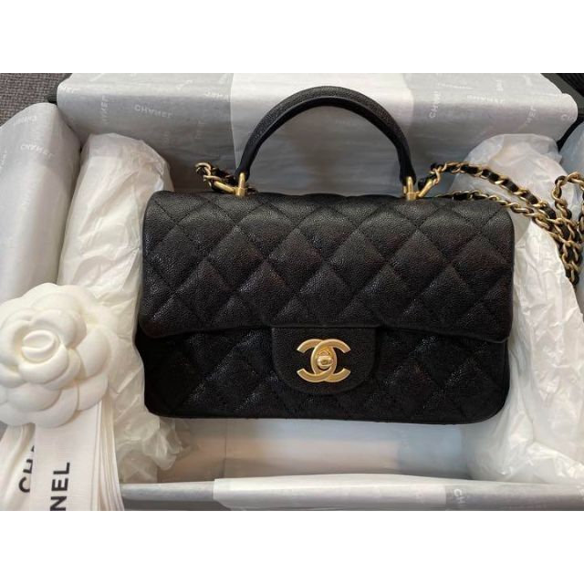 お買得】 CHANEL - シャネル☆CHANEL 希少キャビアスキン トップ