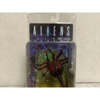 NECA/ネカ エイリアン クイーンフェイスハガー アクションフィギュア