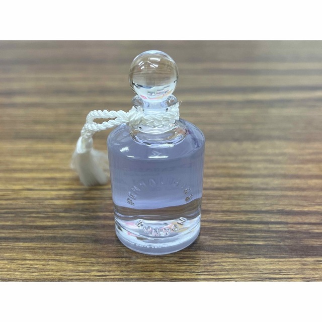 Penhaligon's(ペンハリガン)のペンハリガン　Penhaligon's   ルナ　オードトワレ　5ml コスメ/美容の香水(ユニセックス)の商品写真