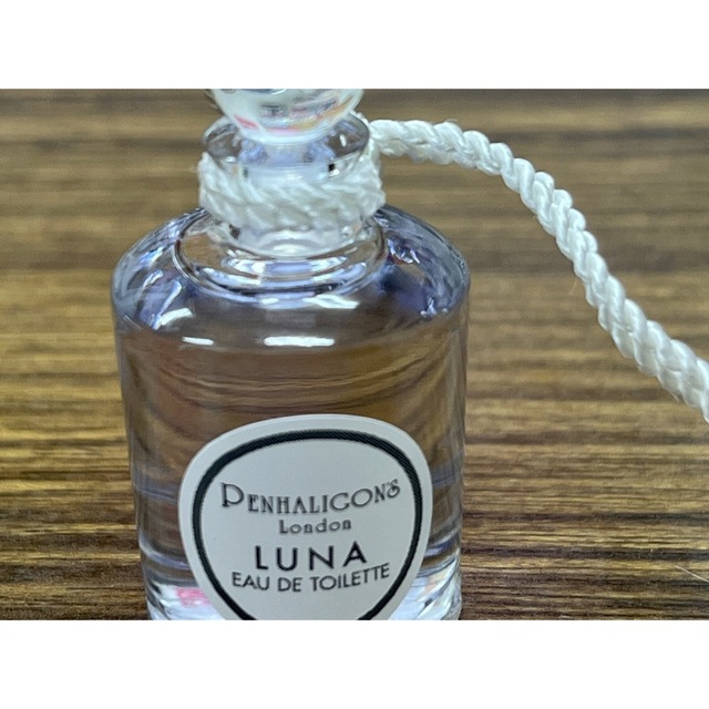 Penhaligon's(ペンハリガン)のペンハリガン　Penhaligon's   ルナ　オードトワレ　5ml コスメ/美容の香水(ユニセックス)の商品写真