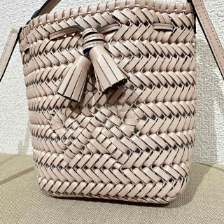 ANYA HINDMARCH - ANYA HINDMARCHピンクベージュ2wayニーソン巾着