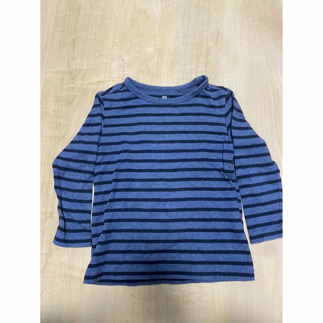 UNIQLO(ユニクロ)のUNIQLO ユニクロ　110 ボーダー　ロンT ロングTシャツ キッズ/ベビー/マタニティのキッズ服男の子用(90cm~)(Tシャツ/カットソー)の商品写真