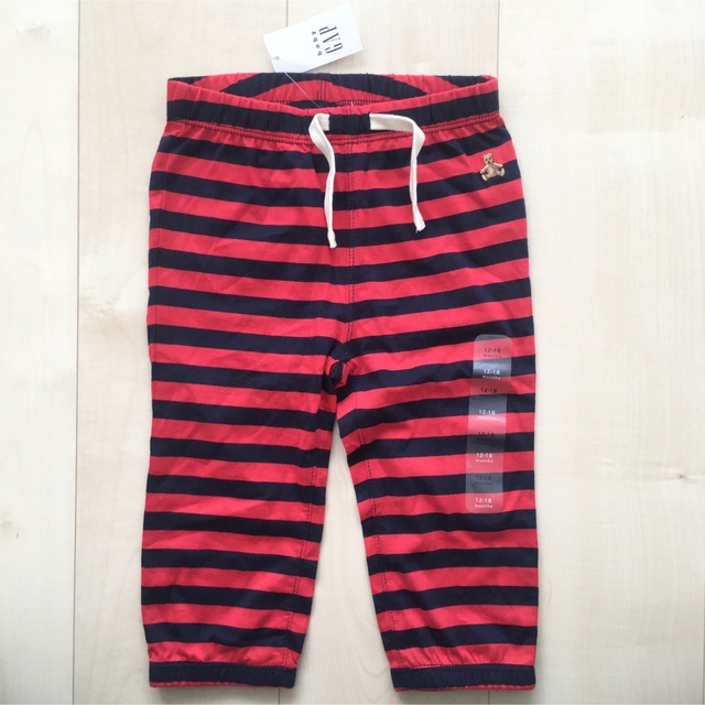 babyGAP(ベビーギャップ)の新品 ベビーギャップ ボーダー パンツ 80 キッズ/ベビー/マタニティのベビー服(~85cm)(パンツ)の商品写真