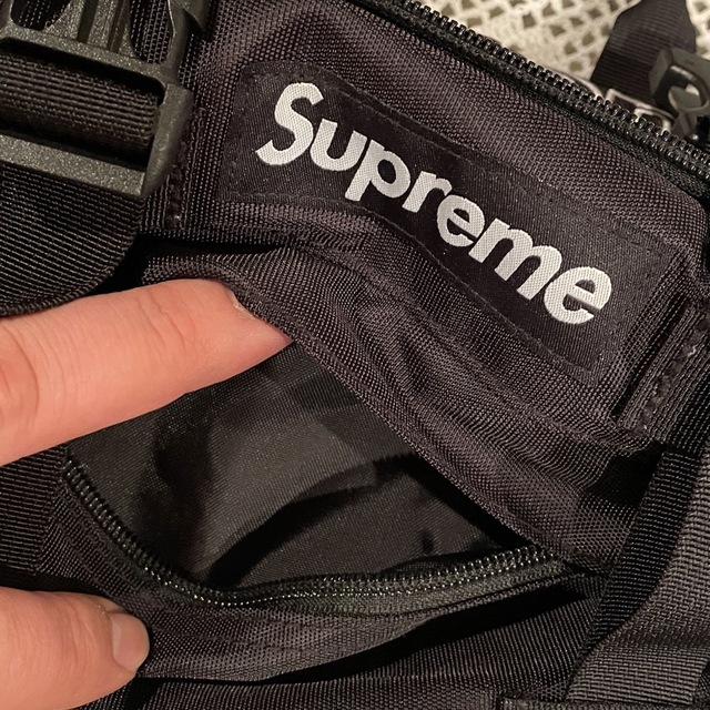 新品! supreme ウエストバッグ 黒 ボックスロゴ