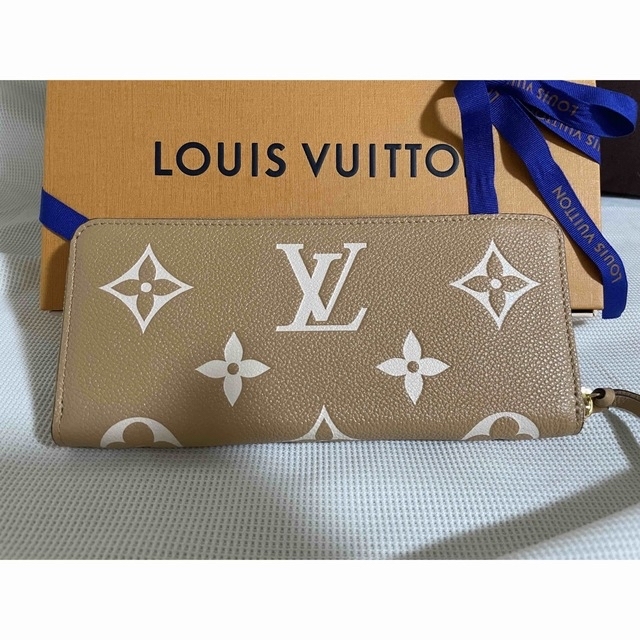 LOUIS VUITTON(ルイヴィトン)のLouis Vuitton アンプラント ポルトフォイユ・クレマンス 長財布 レディースのファッション小物(財布)の商品写真