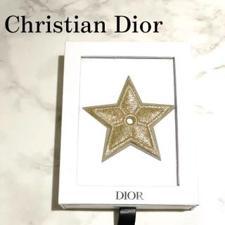 ディオール(Dior)の【非売品】Dior ディオール 2022年 ノベルティ ブローチ バッチ(ブローチ/コサージュ)