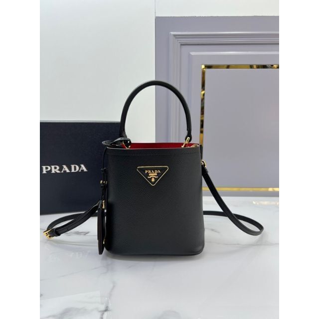 高額売筋】 PRADA - Prada✨プラダ パニエスモールサフィアーノレザー