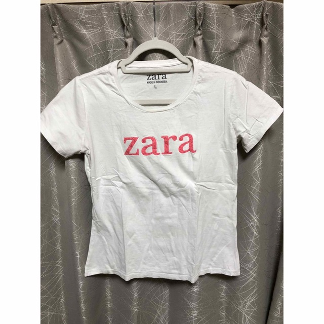 ZARA(ザラ)のZARAtシャツ レディースのトップス(Tシャツ(半袖/袖なし))の商品写真