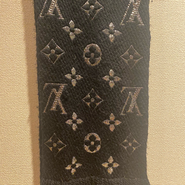 LOUISVUITTON エシャルプ・ロゴマニア シャイン モノグラムマフラー