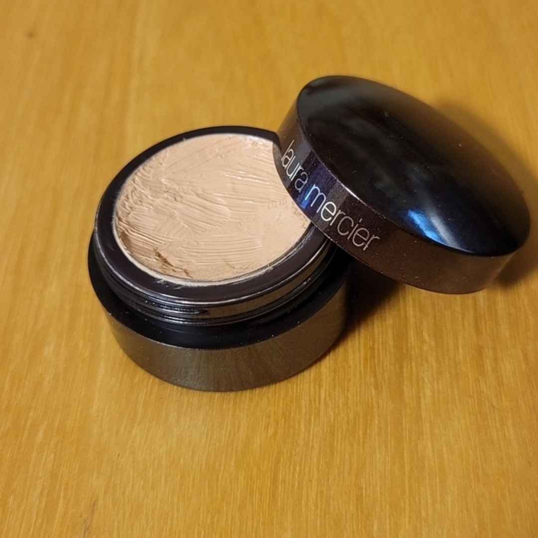 laura mercier(ローラメルシエ)のlaura mercier　シークレットコンシーラー2 コスメ/美容のベースメイク/化粧品(コンシーラー)の商品写真