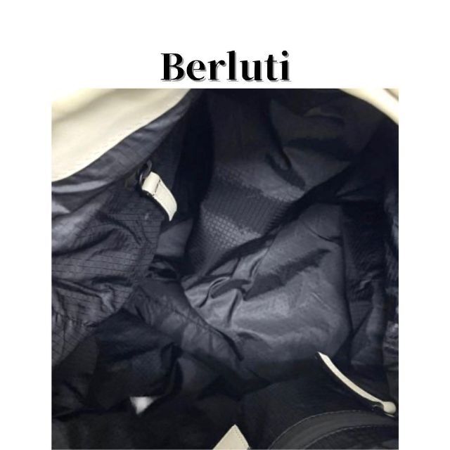 Berluti(ベルルッティ)の美品✨ベルルッティ 19AW ミニマル ショルダーバッグ 大容量 レザー メンズのバッグ(ショルダーバッグ)の商品写真