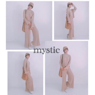 ミスティック(mystic)のmystic プリーツセットアップ 野崎萌香 コラボ アイボリー 上下2点セット(セット/コーデ)