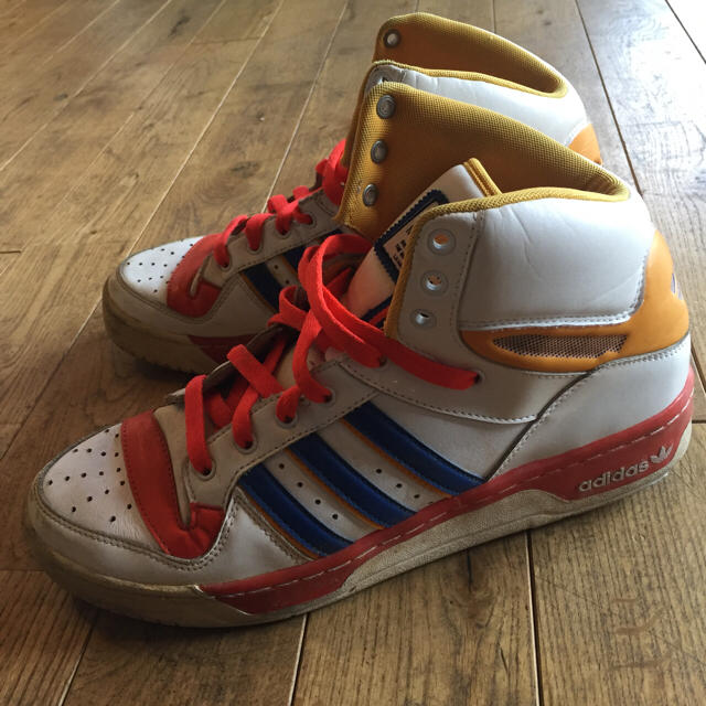 adidas - adidas METRO ATTITUDEの通販 by noznoz|アディダスならラクマ