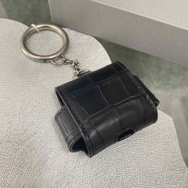 再×14入荷 残1【新品】BALENCIAGA バレンシアガ AirPods Proケース 黒