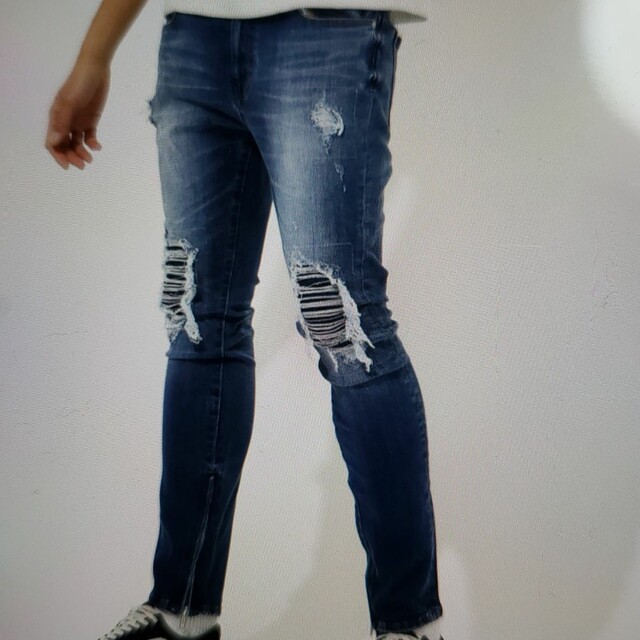RODEO CROWNS(ロデオクラウンズ)のライダース風　ダメージ加工パンツ メンズのパンツ(デニム/ジーンズ)の商品写真