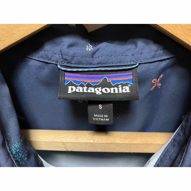 極美品 patagonia セルフガイデッドハイクシャツ S ベンチレーション