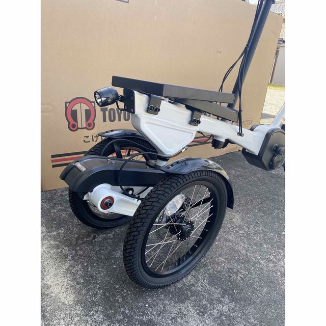 豊田トライク キャリー 大人の三輪車 自転車 お洒落電動自転車 豊田トライク キャリー 大人の三輪車 自転車 お洒落電動自転車