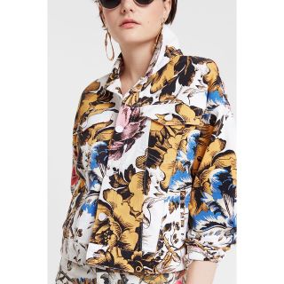 デシグアル(DESIGUAL)の新品✨タグ付き♪定価19,800円デシグアル　華やかデニムジャケット　大特価‼️(Gジャン/デニムジャケット)